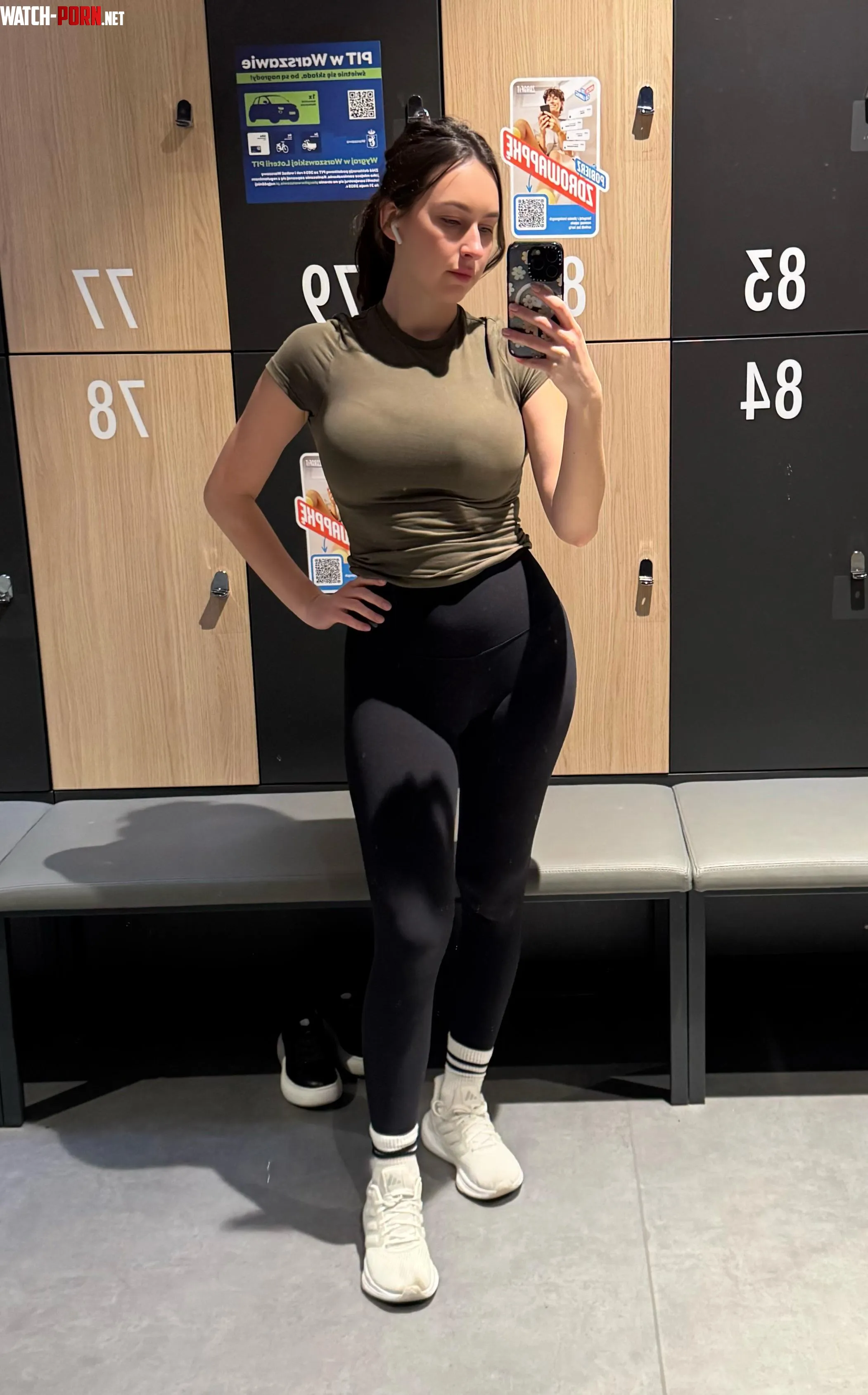 Can I be your gym crush? by mini_mimixx