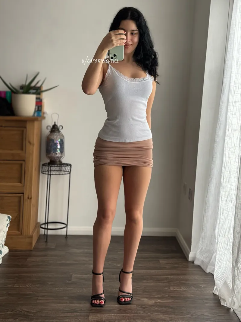 Thumbnail Bare-Legged Elegance for Today | caramelcutie1