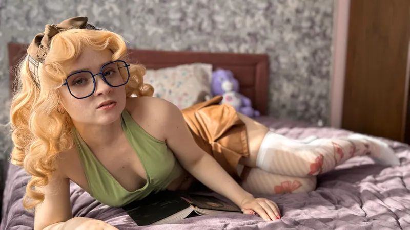 Thumbnail Captivating Views of TatyanaVikernes | mycleavage