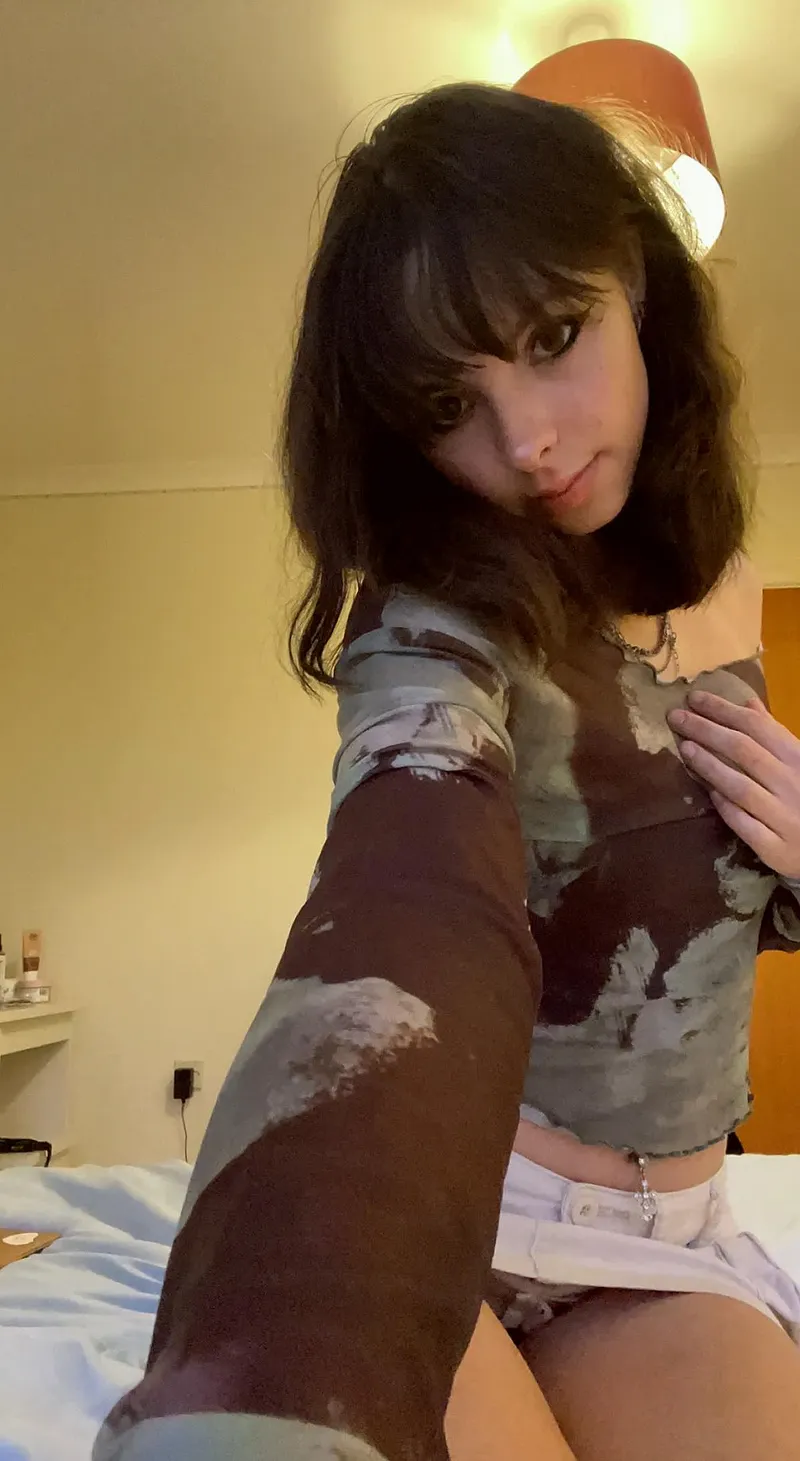 Thumbnail Is This the Perfect Crop Top Top - Past_Scale_6240's Fashion Query
