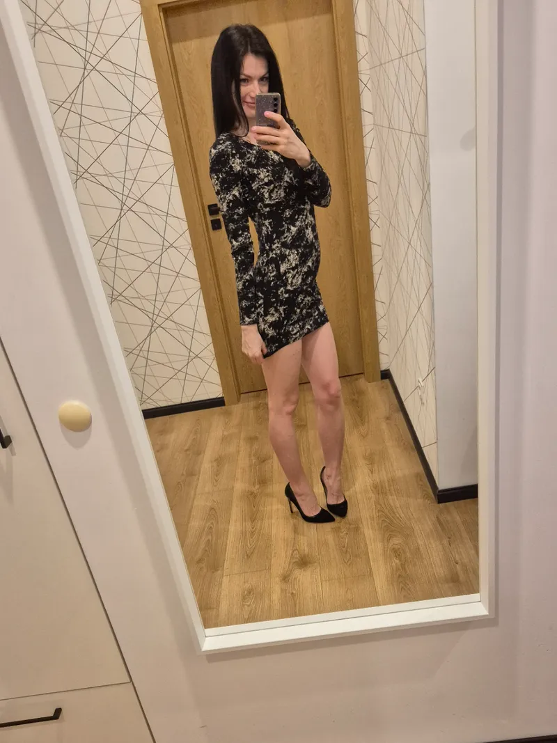 Thumbnail The Charms of a Tight Dress | Tightdresses Category