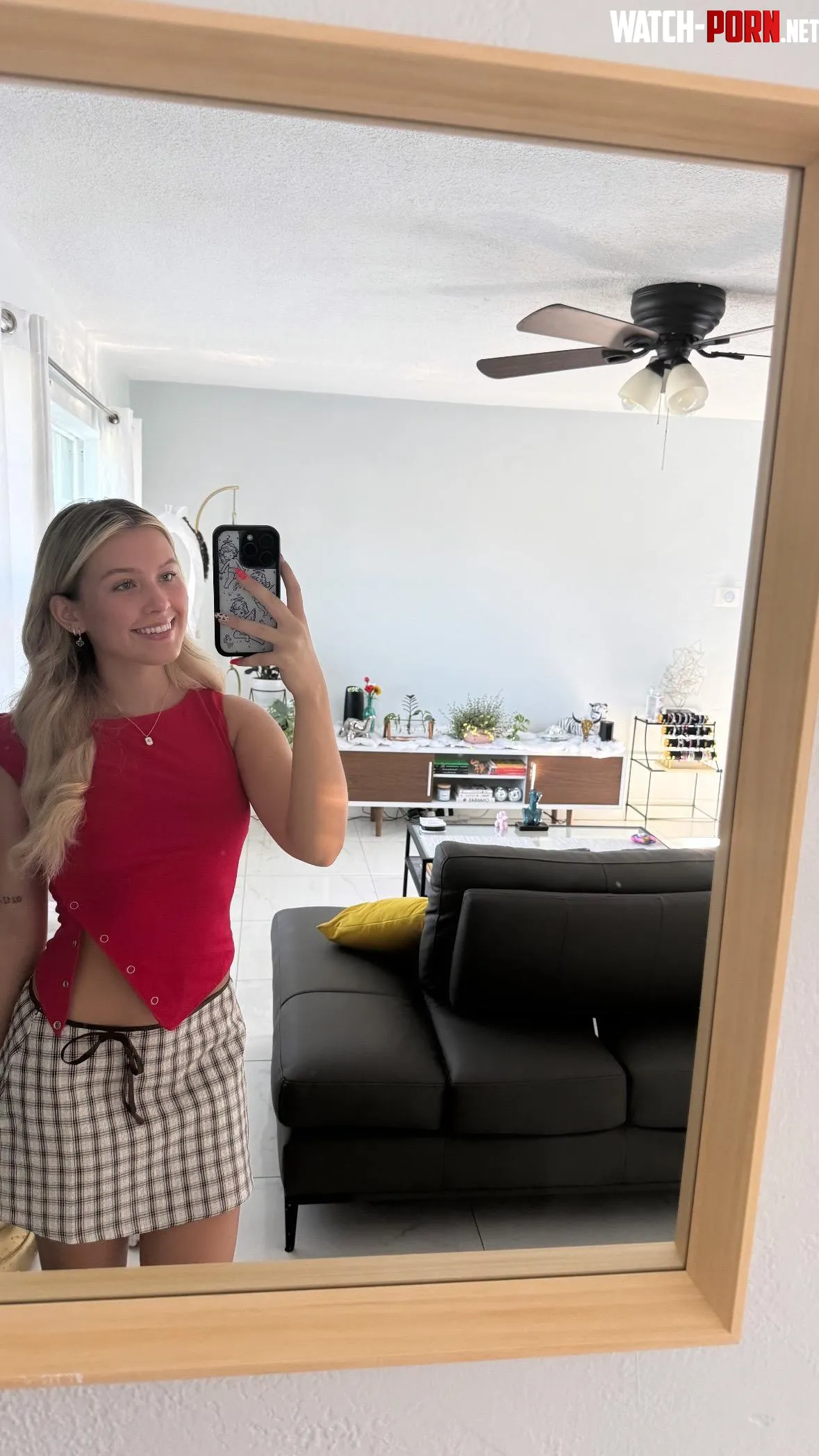 Cute little plaid tight skirt by BrandeeKania