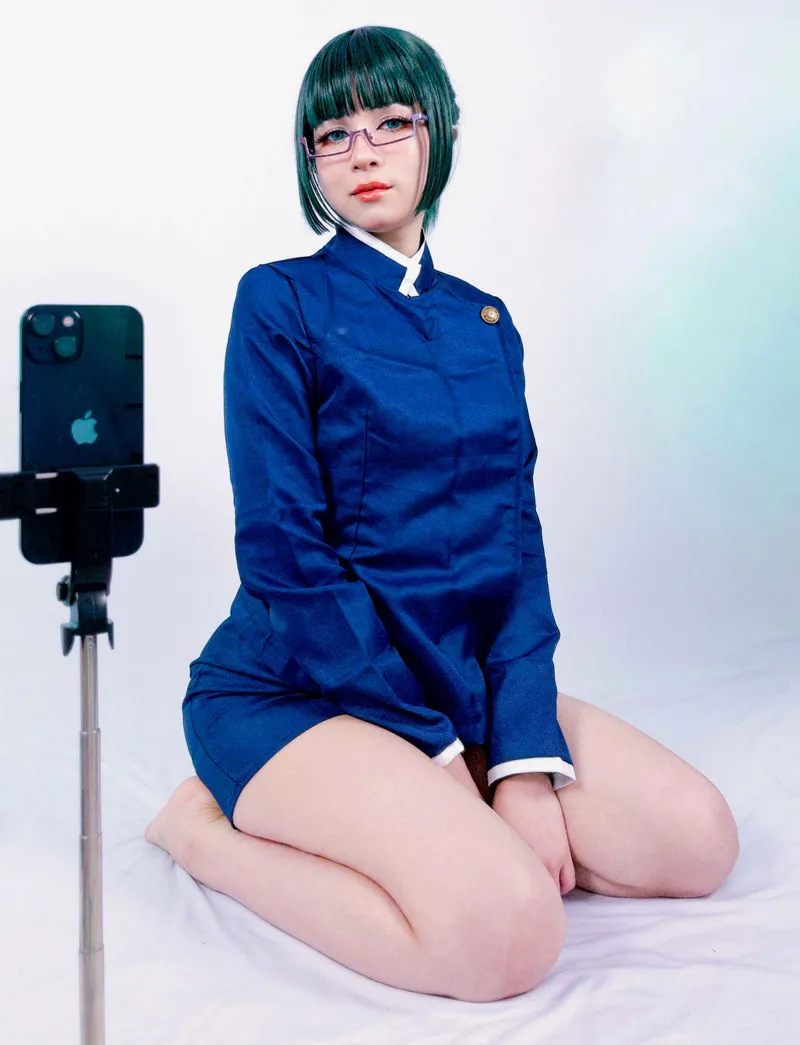 Thumbnail StarSthormy Shines as Maki Zenin - cosplaygirls