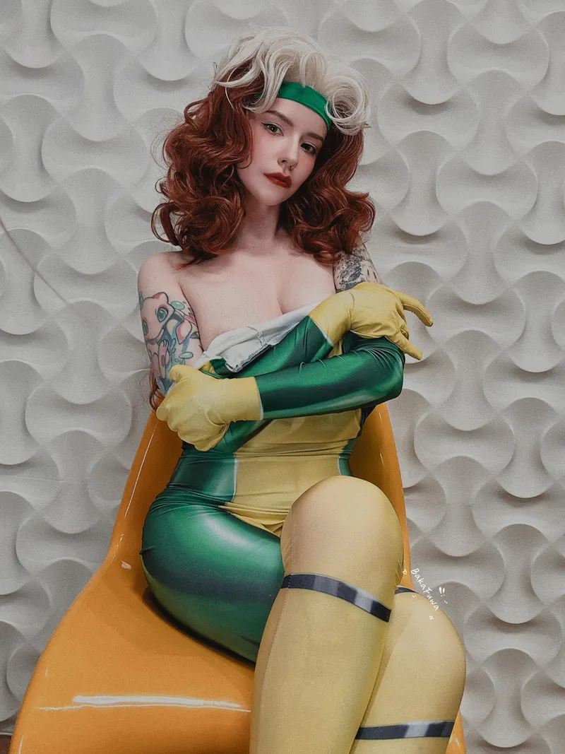 Thumbnail Rouge: A Sensual Superhero Fantasy | BakaFuwa