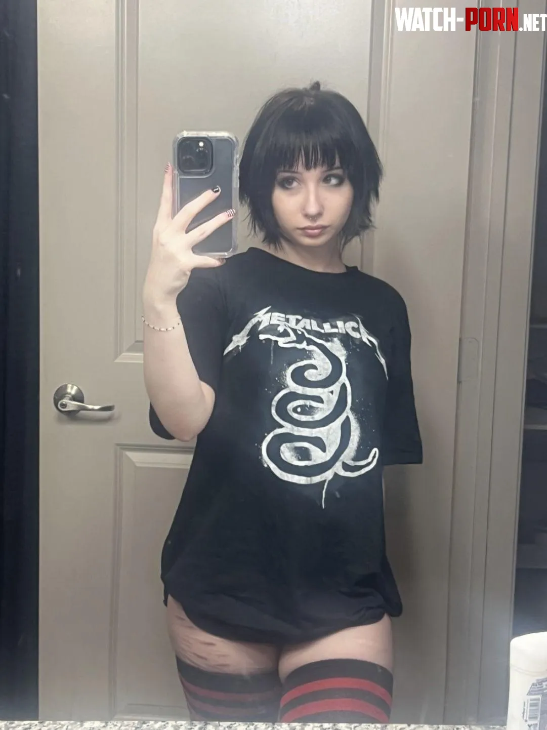 Hot girl fit by DefeatTheL0w