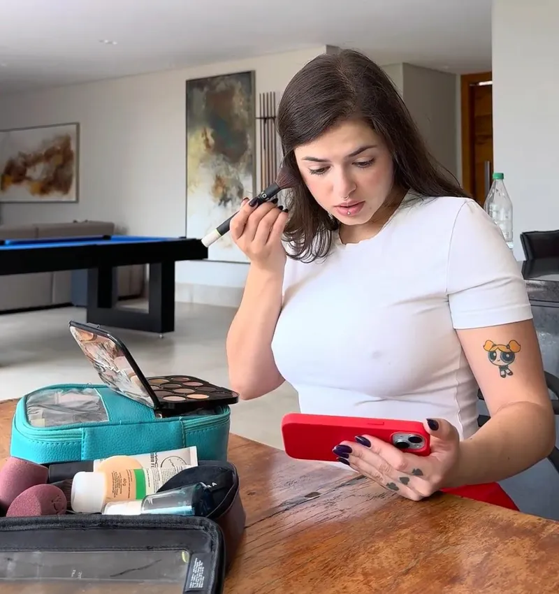 Thumbnail Exploring the Unpredictable Nature of Nipples | kerolaychavess