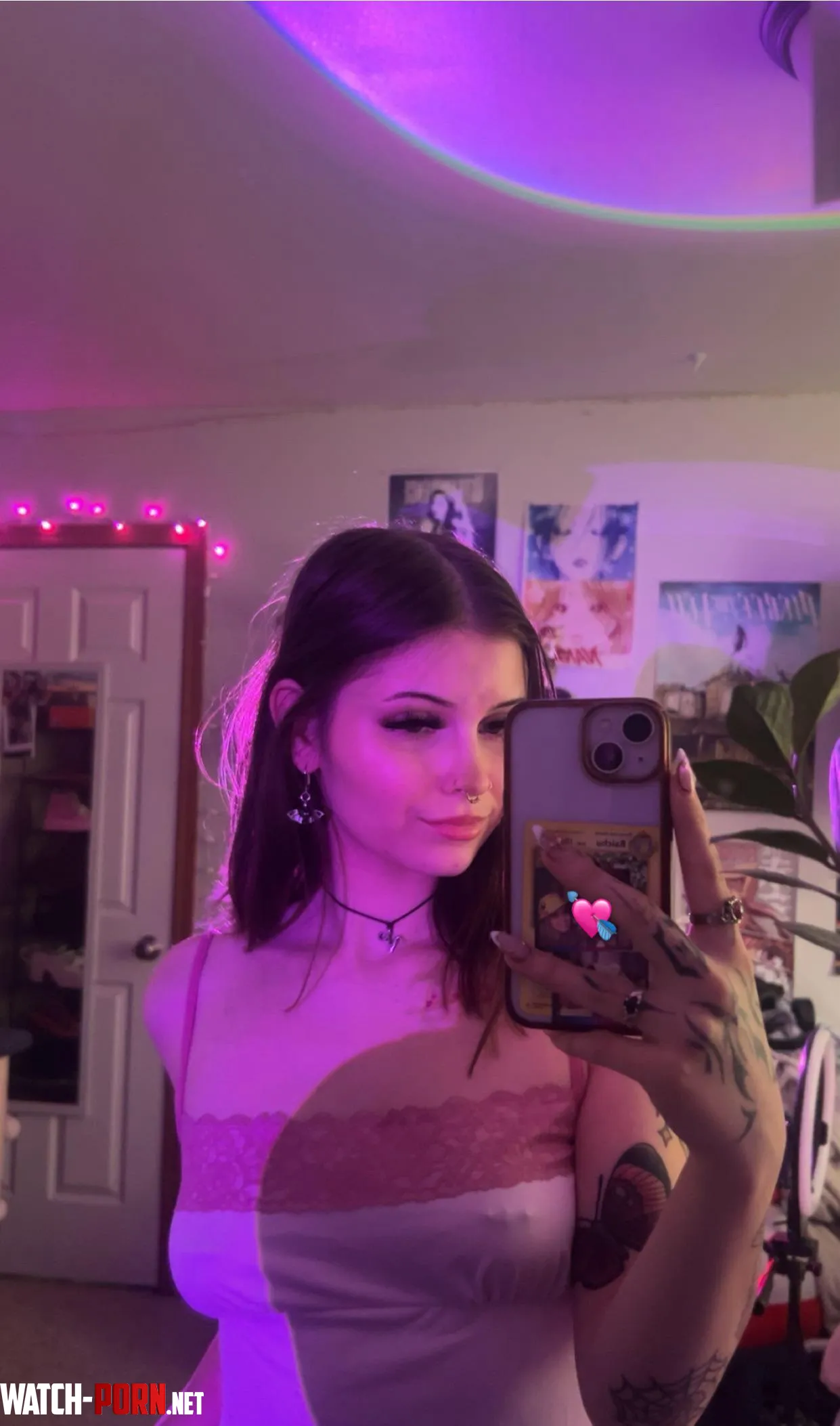 felt cute ;) by alaynababychip