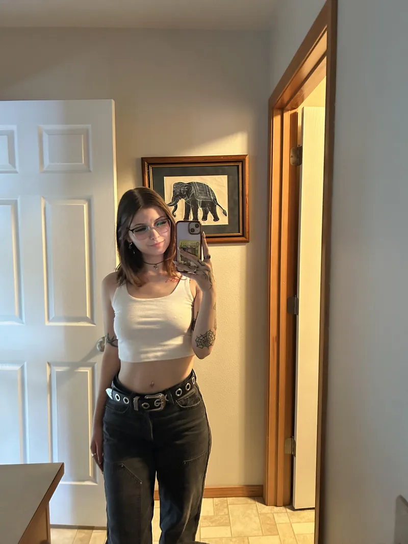 Thumbnail Casual Croptop Outfit Inspiration by alaynababychip