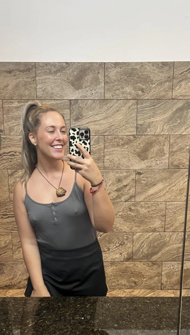 Thumbnail Chill Night Vibes: Beers at the Local Dive Bar by Myrandaaa69 in Pokies