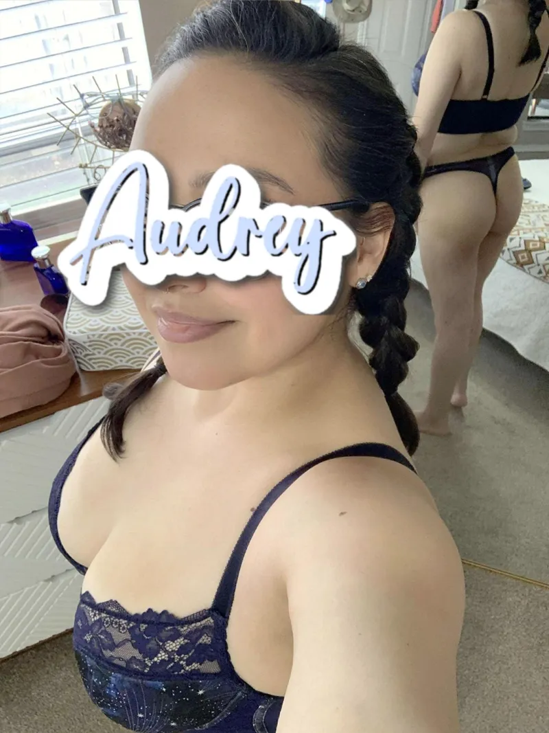Thumbnail Join Audsaregood in the Mexicana Long Weekend Celebration | Mexicana