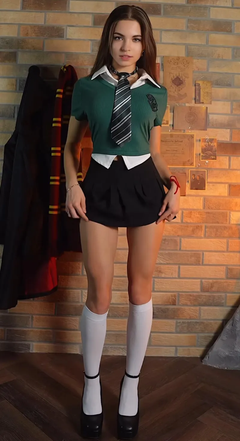 Thumbnail Discover Matt-Champagne's Slytherin Secrets in harrypotterporn