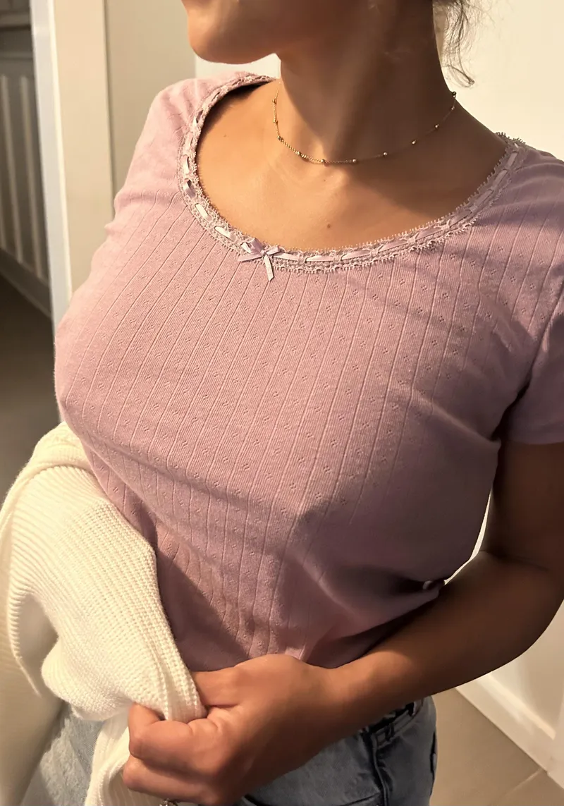 Thumbnail Strict-Funny6074's Braless Outings: Defying Convention
