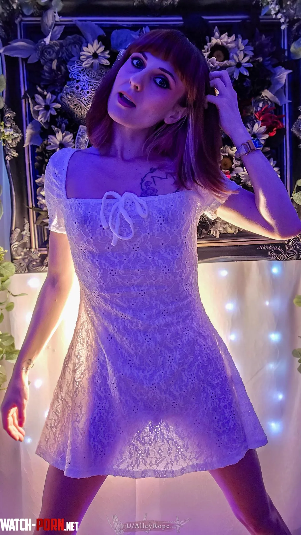 I love this sweet little dress. by alleyrope