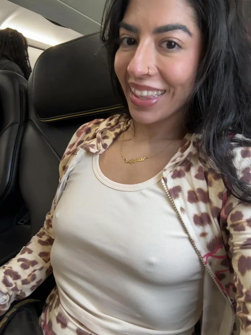 Thumbnail Unconventional: No Bra Rule on the Airplane