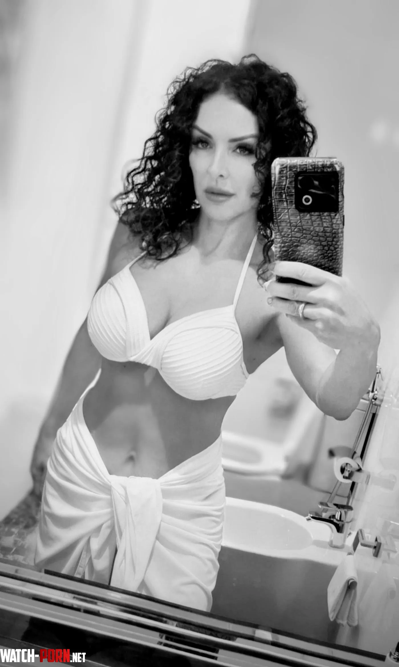 Ready for the beach by sicilian_goddess