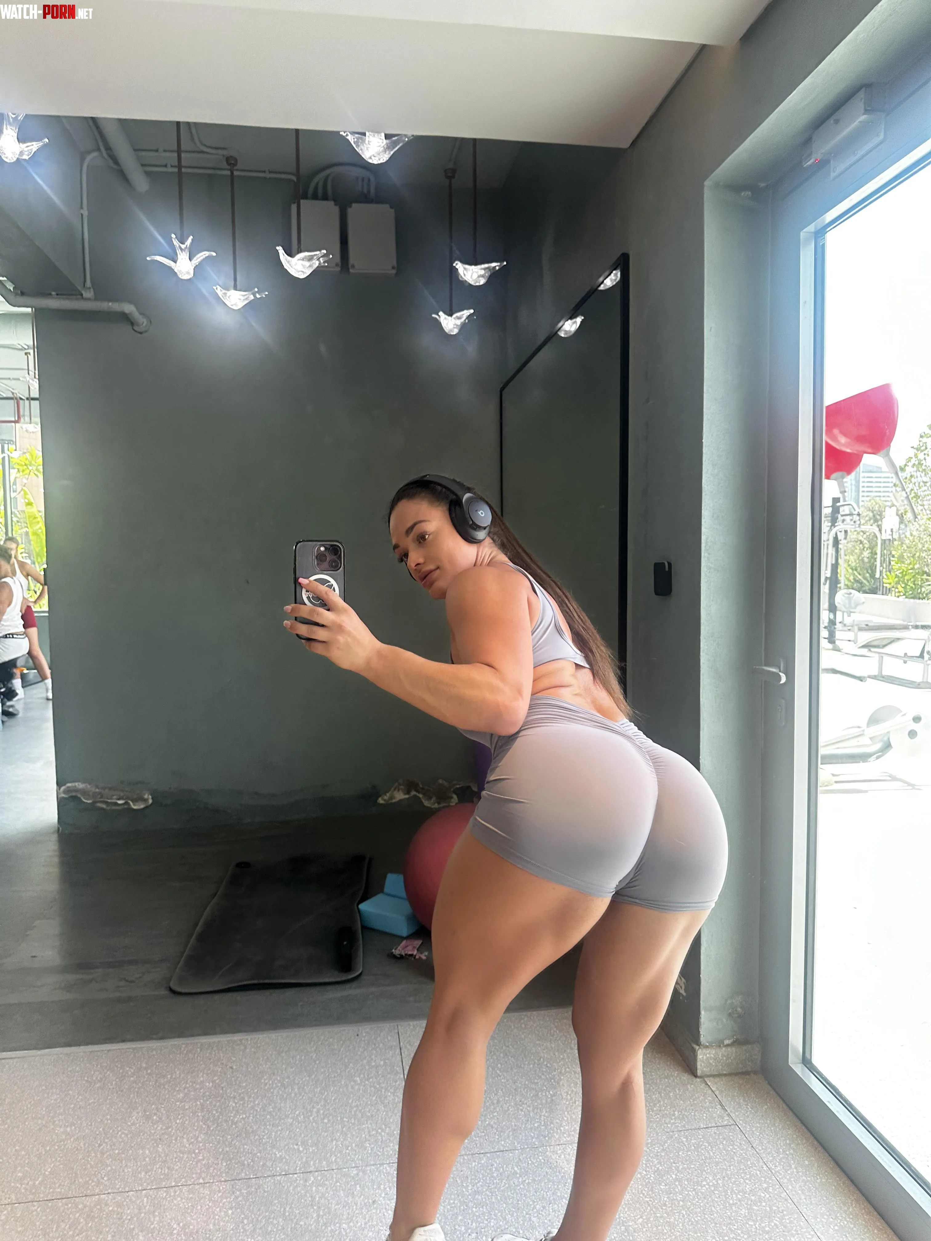 Hamstrings are coming in nicely by Rosefittt