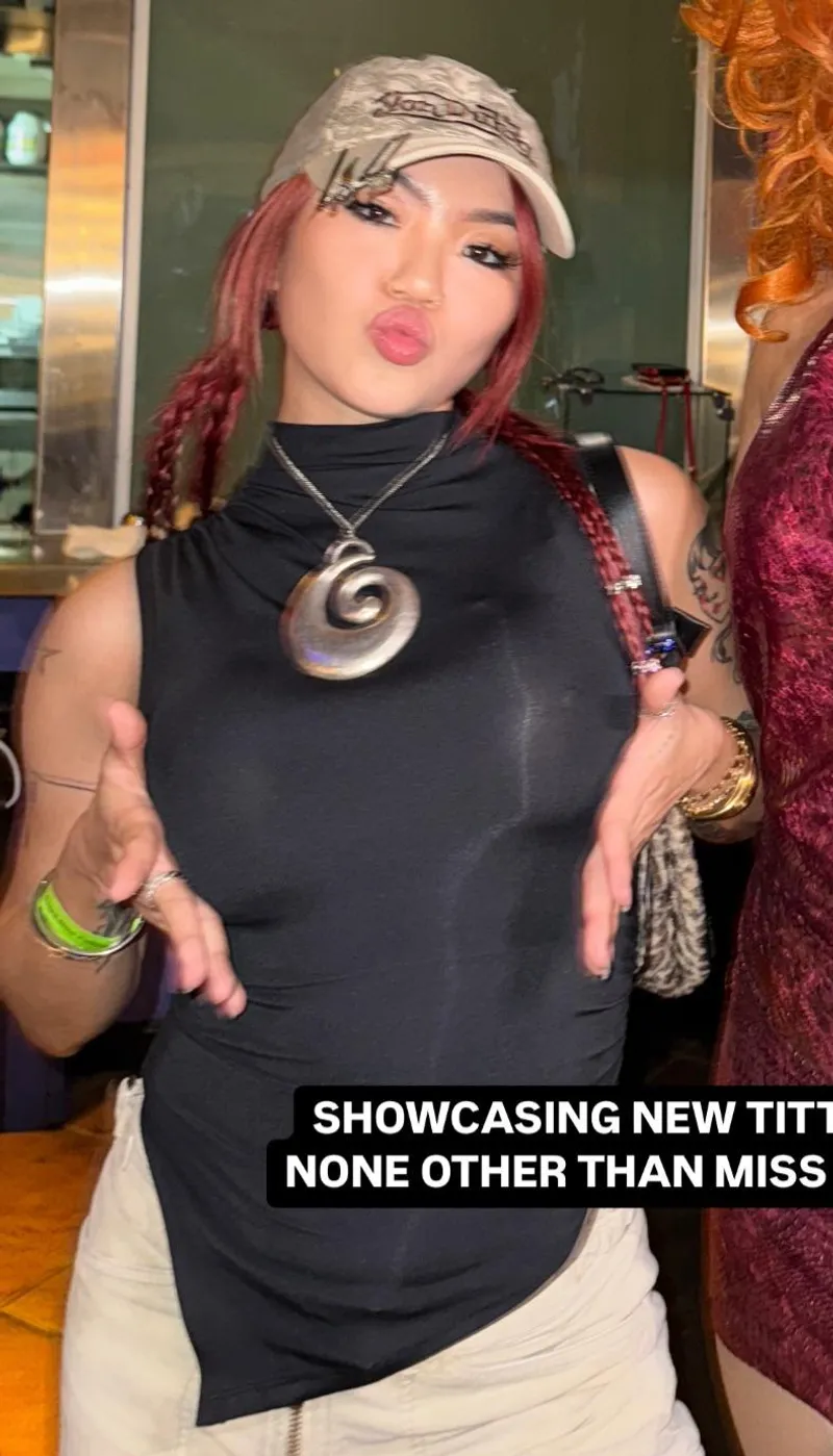 Thumbnail New Boobs Showcase on Blue (BB25) | BigBrotherNSFW
