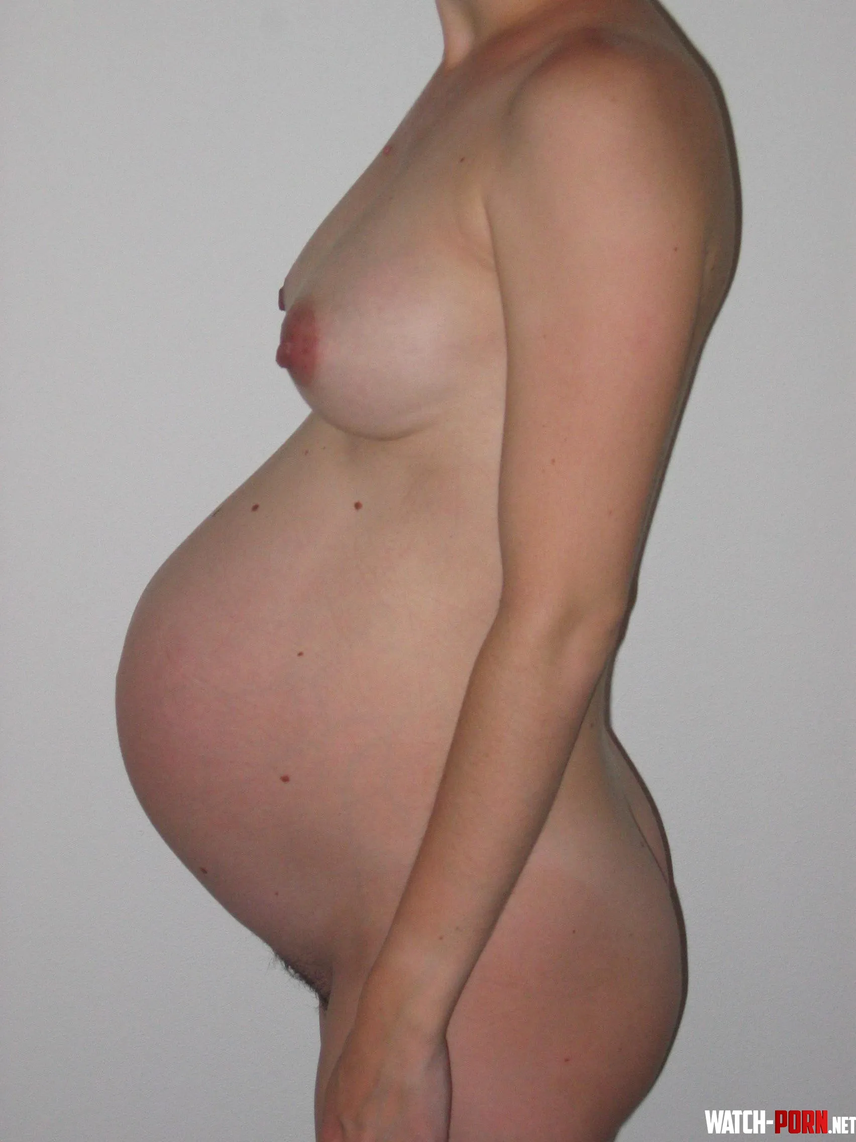 Who wants to fuck this pregnant belly(dm me) by Ok-Raspberry6840