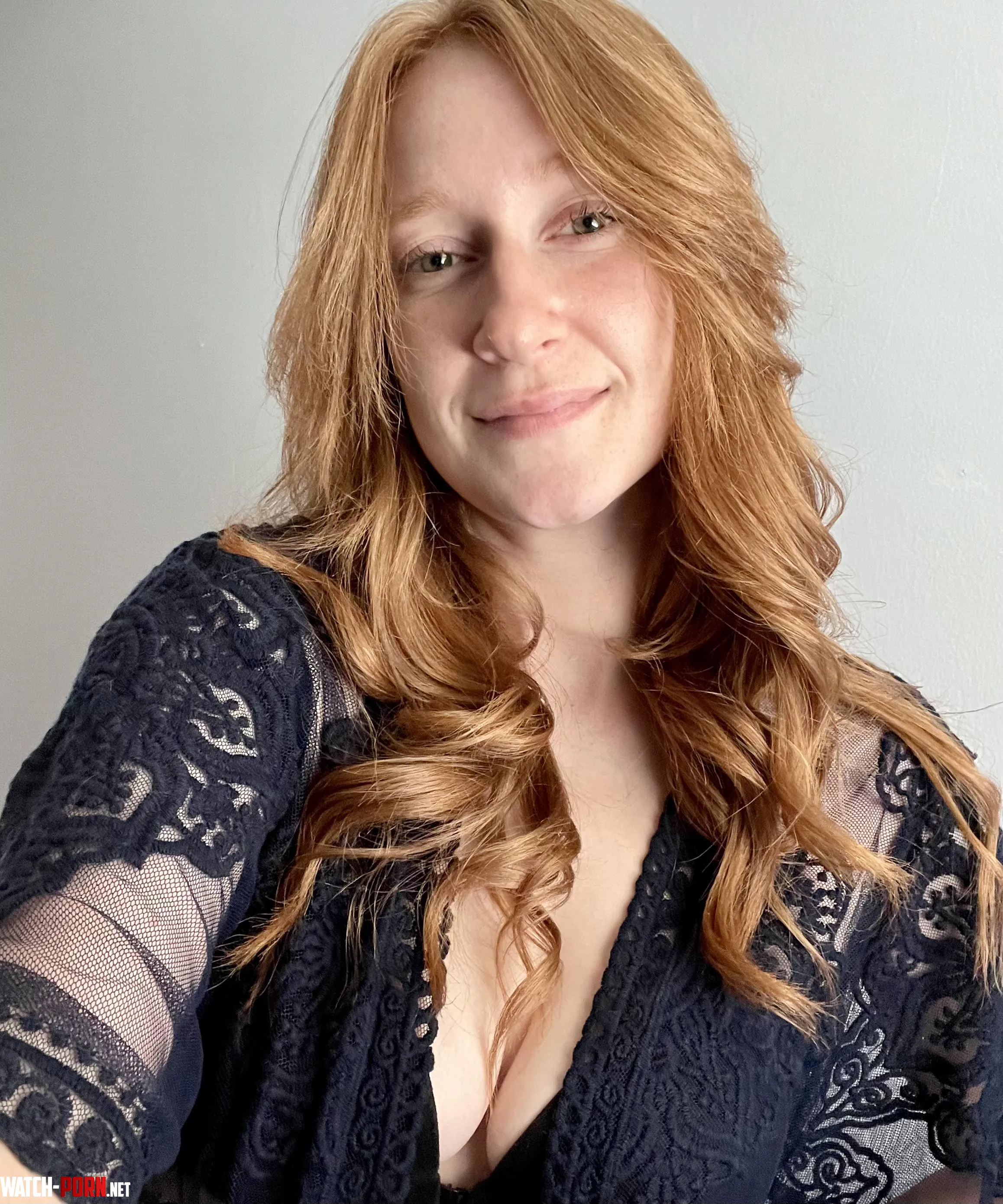 I really like this color blue with my hair by kittehcake