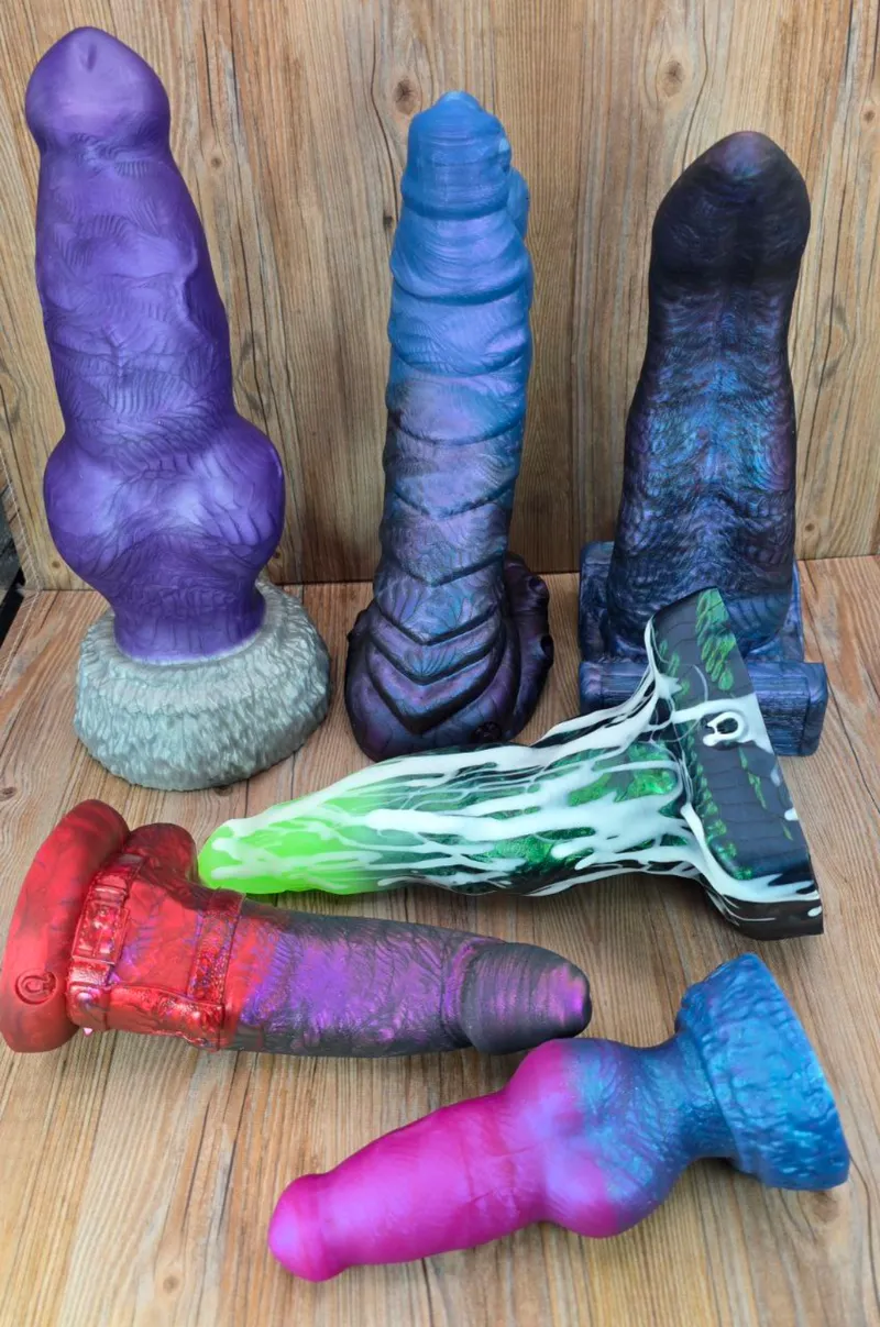 Thumbnail Friday Greetings from the Bards by wanderingbardtoys on BadDragon