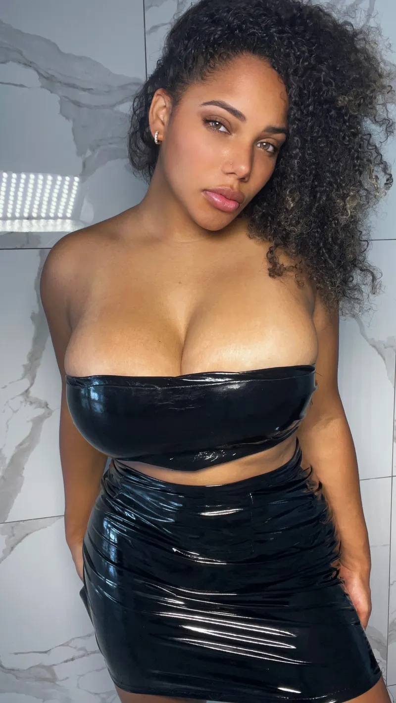 Thumbnail The Perfect Combo: Body + Face Check with thekixxy | EbonyCuties