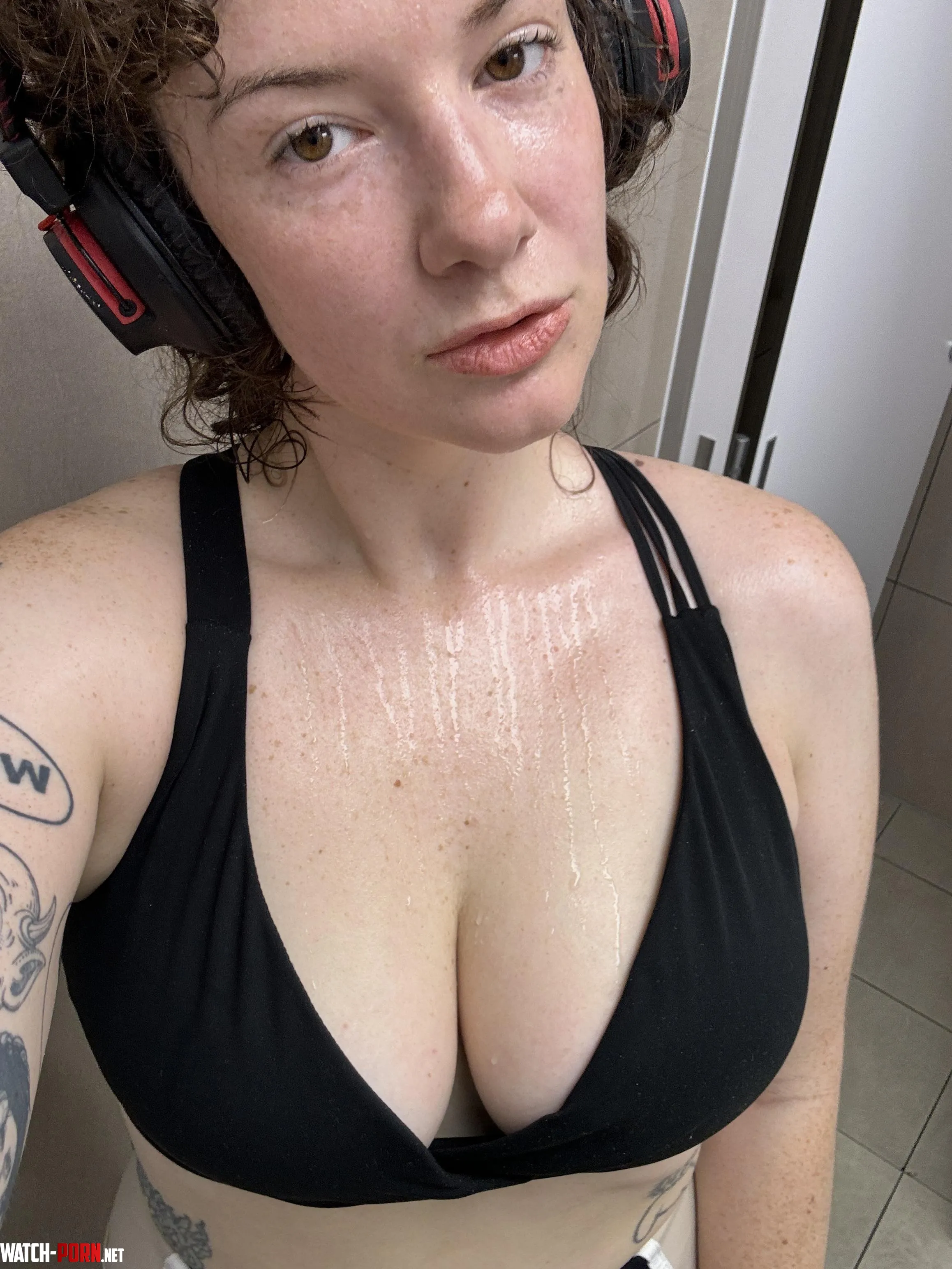 You better not waste a single drop of my precious sweat by MAN_KEGELS
