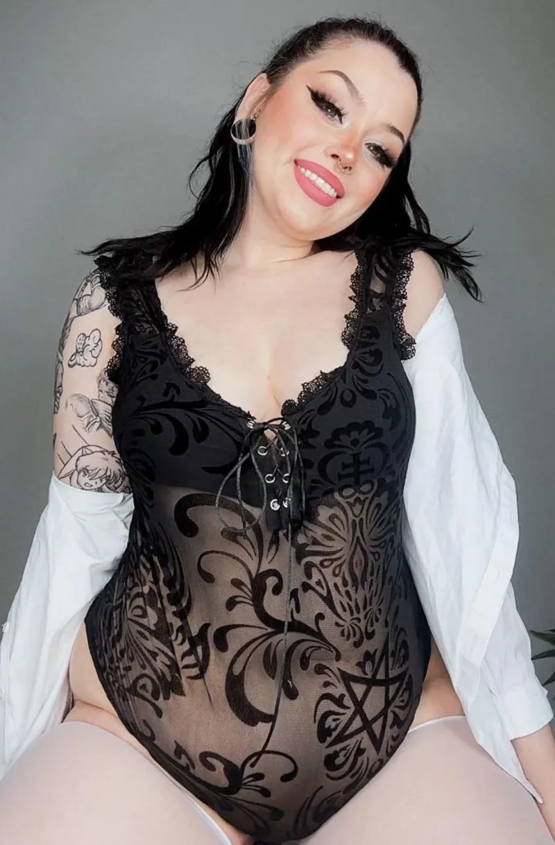 Thumbnail Hot or Not: Bodysuit Fashion Show by NOMADTVS