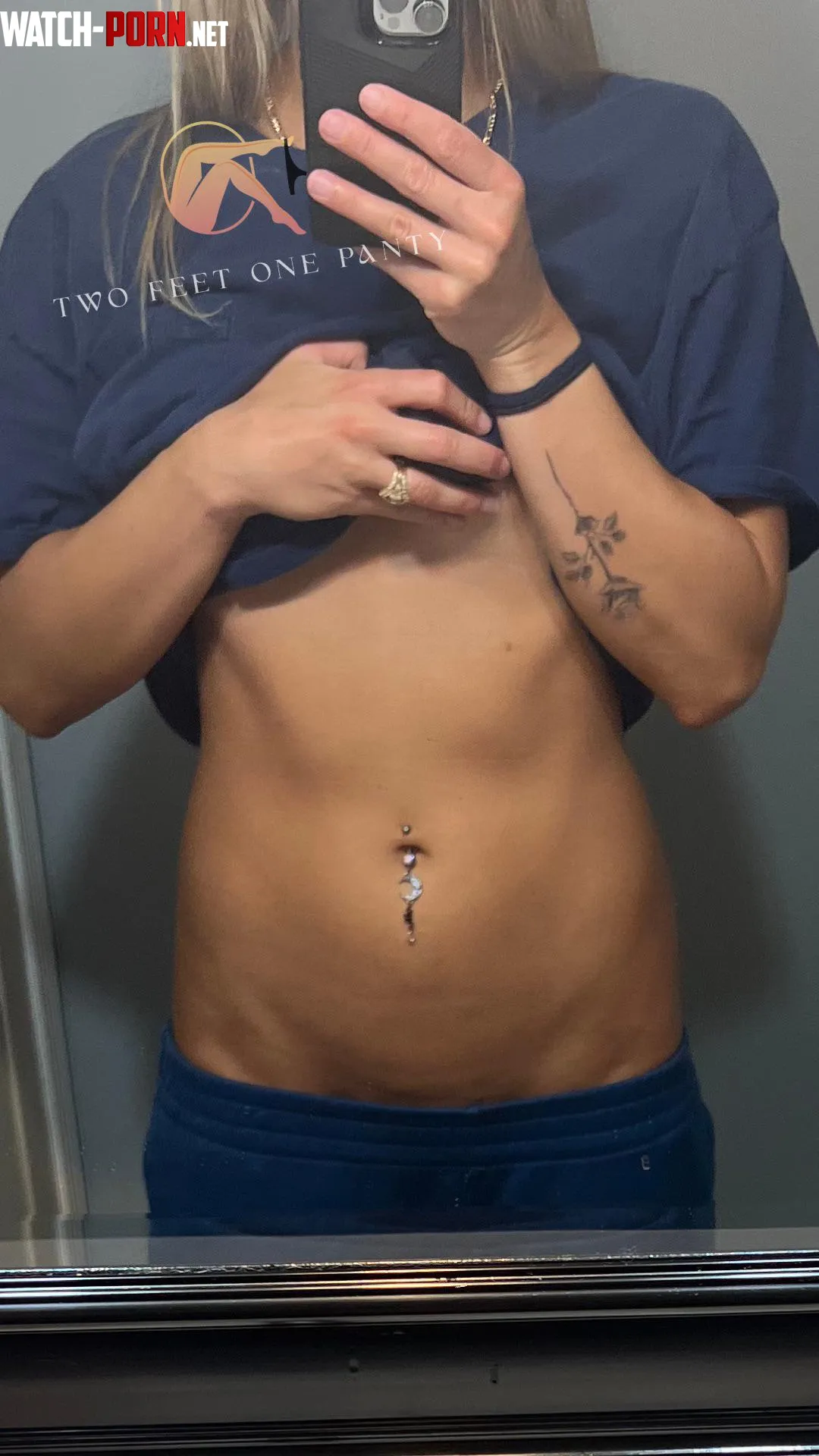 Come help me get these clothes off baby ! by TwoFeetOnePanty