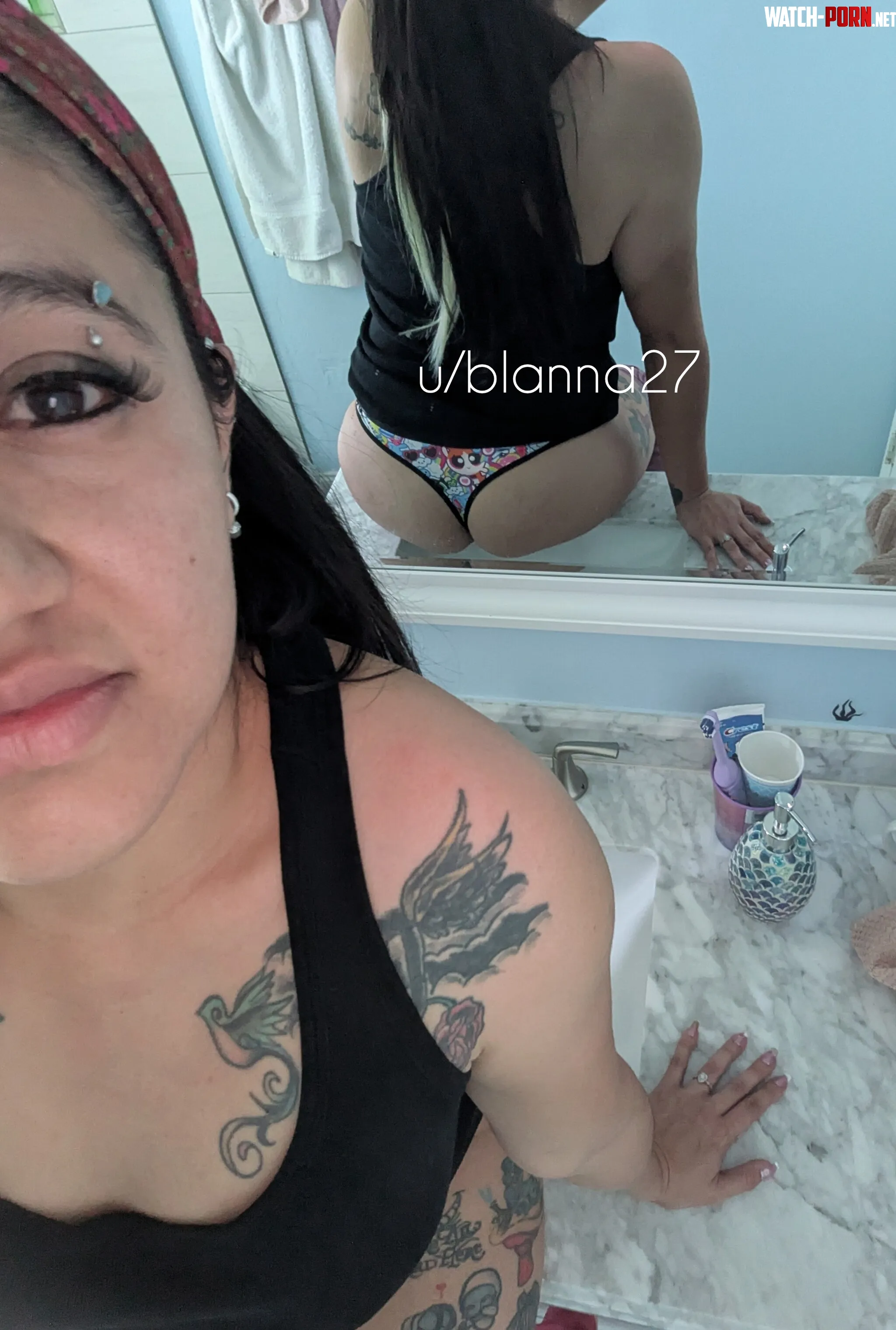 Such a hot mirror selfie by blanna27