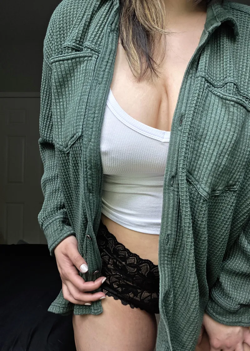 Thumbnail Layer Up for Cozy Vibes: magenta_haze's Journey in pokies