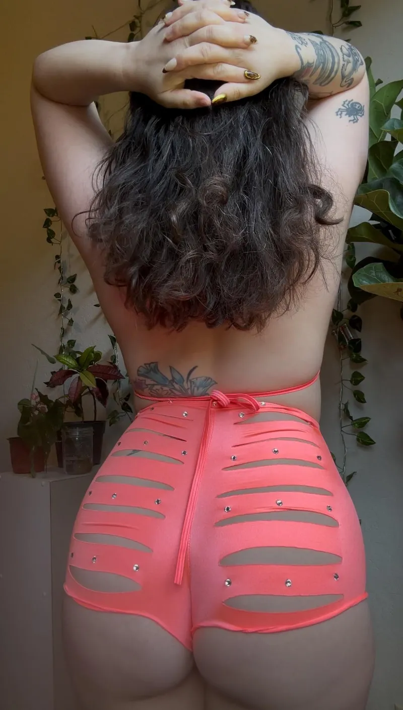Thumbnail Petite Pleasure: BigSlutTinyToes on Being Thicc at 4'11