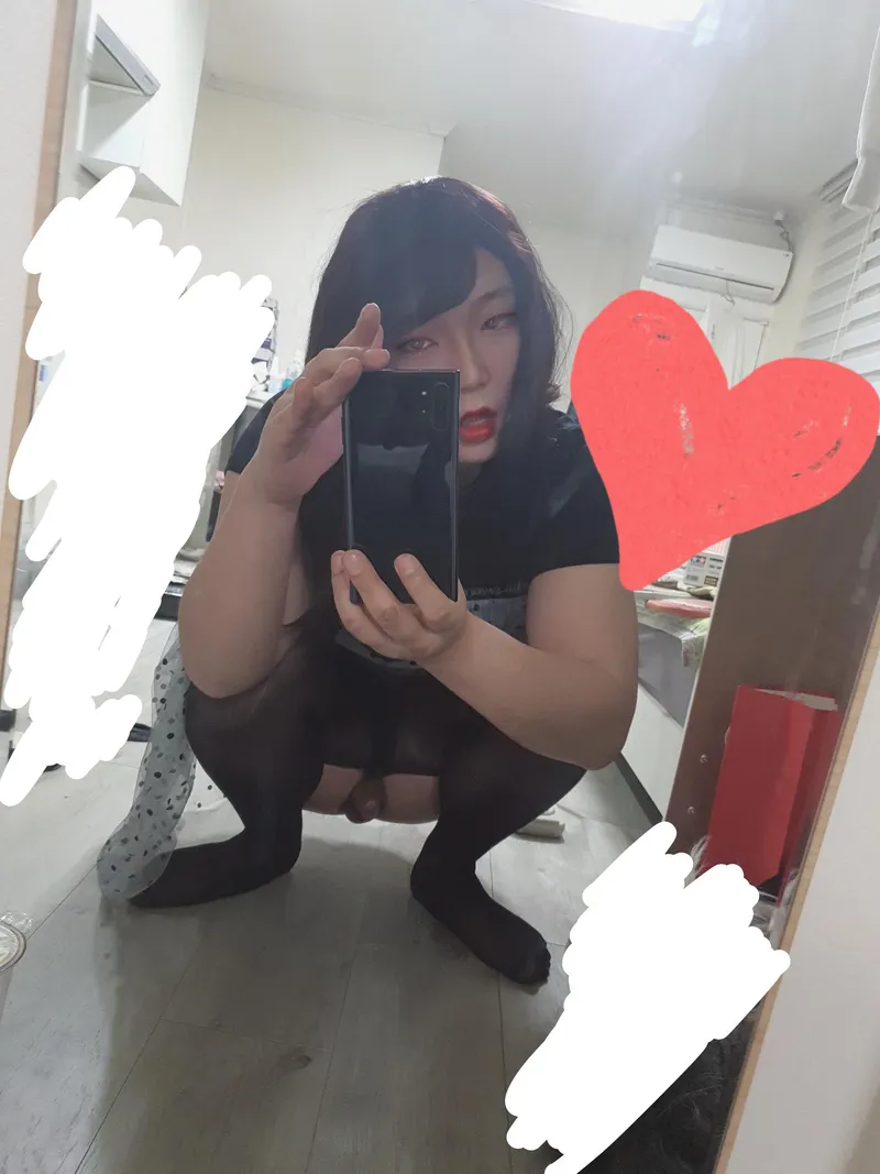 Thumbnail Unlocking the Mystery of 'it me 8~' by CDYuni in asiansissification