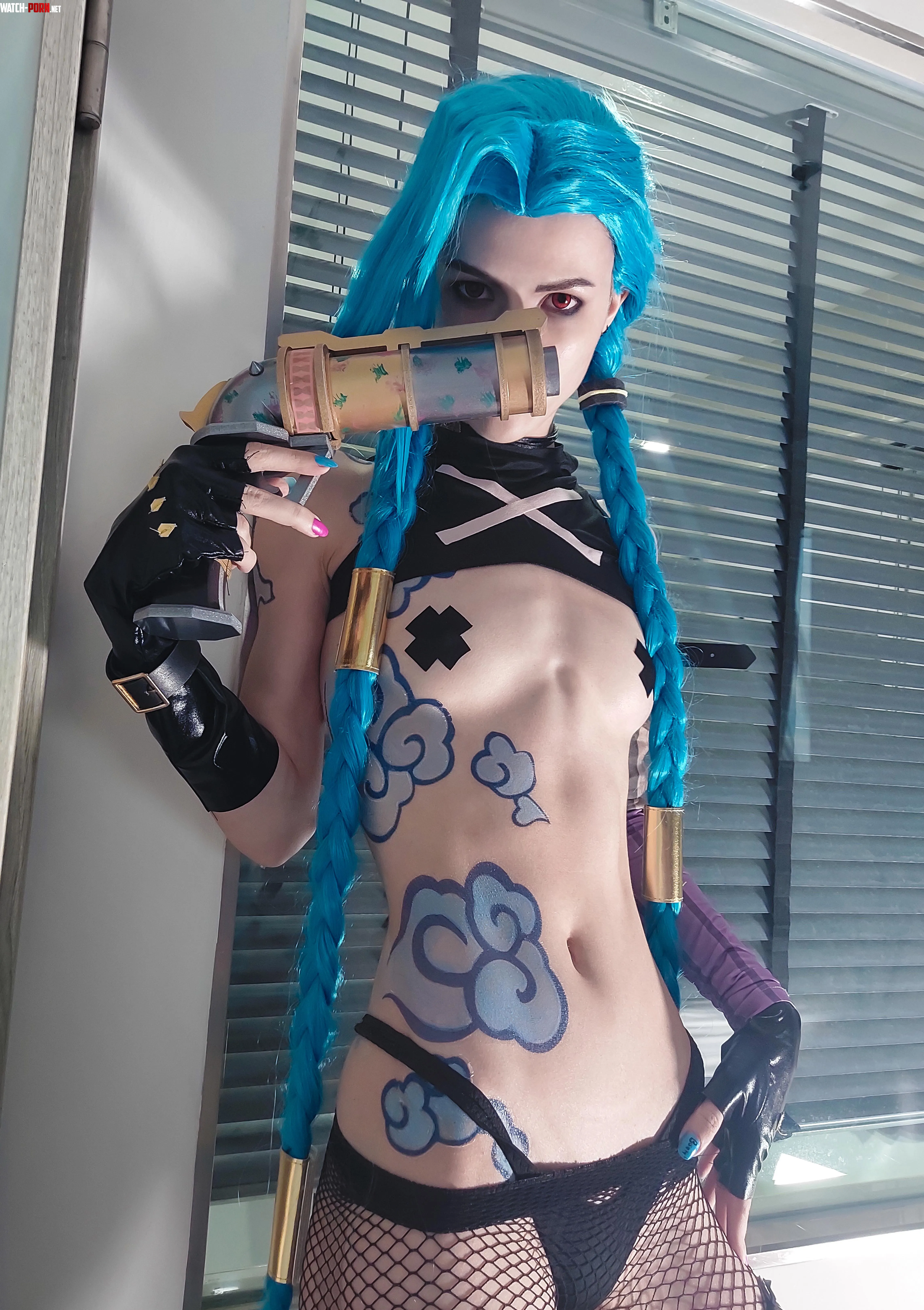 My jinx cosplay (LttlNymph) by LttlNymph