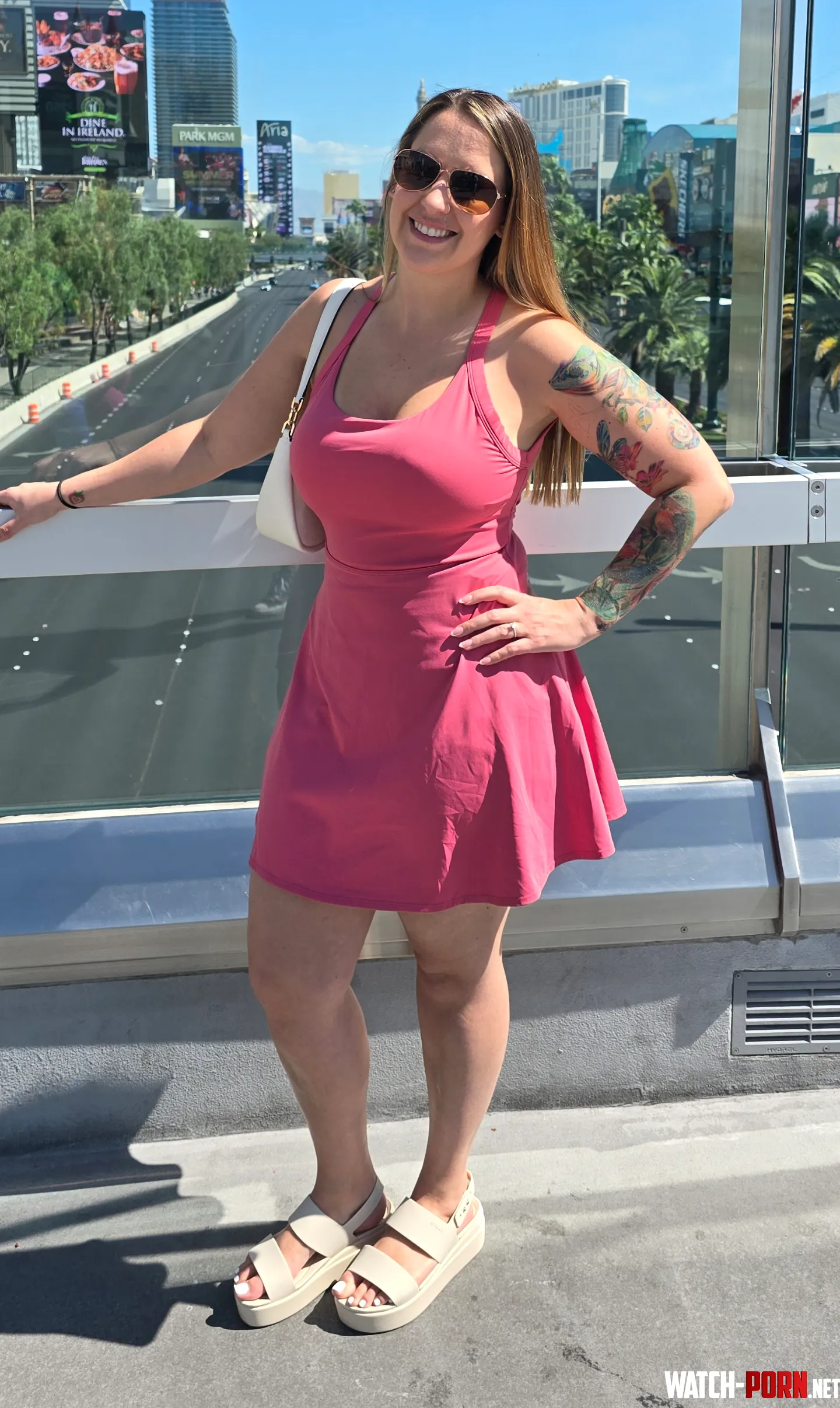 I'm going to get fucked in front of my hotel window on the strip tonight by GirlsLoveToast22