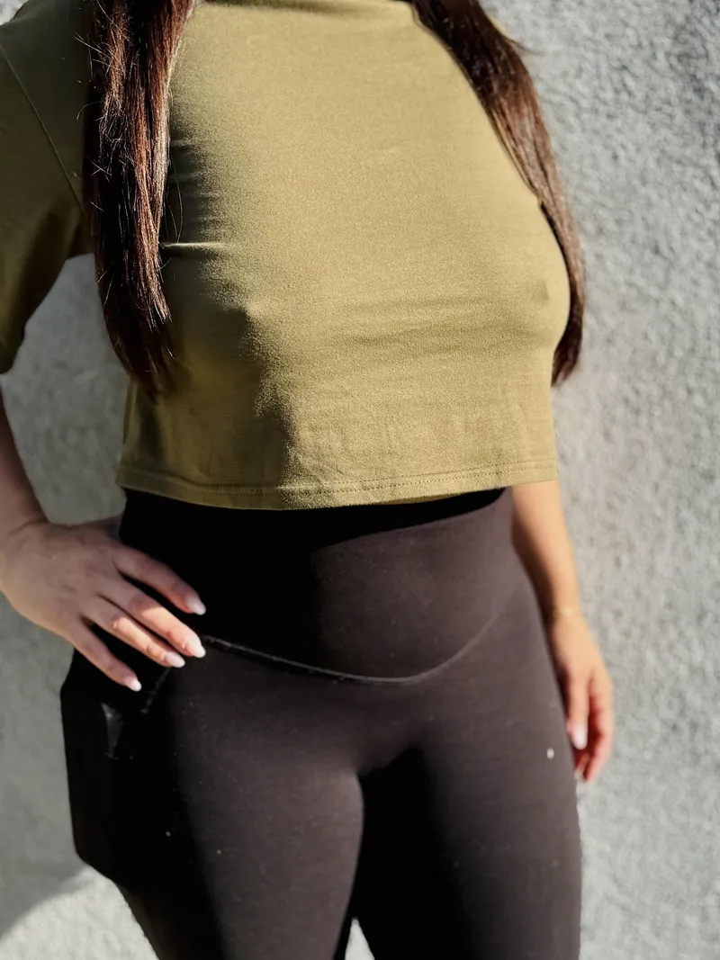 Thumbnail islapointe's Golden Hour Braless Charm: Unveiling Freedom