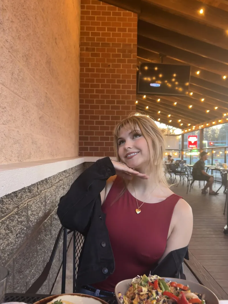 Thumbnail alaynababychip Bares It All Braless in 'Pokies' Post