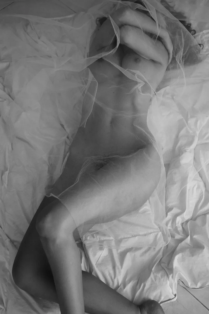 Thumbnail Lina's Feminine Grace Unveiled by Linartica