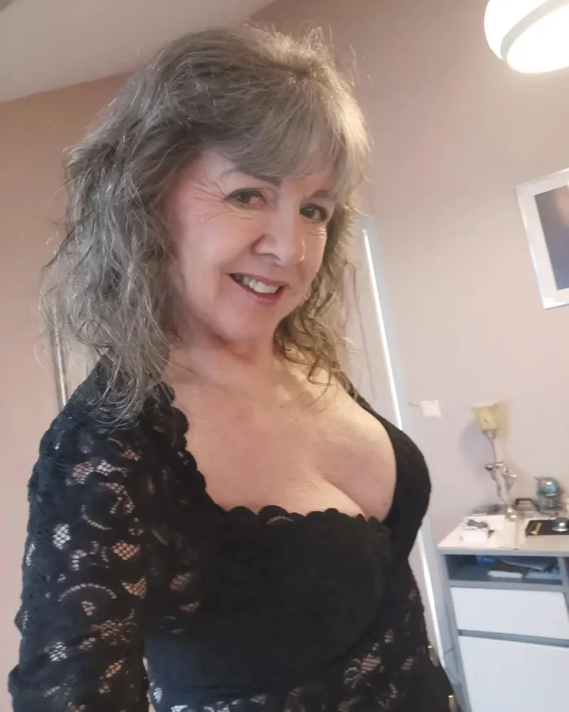 Thumbnail Main-Term-8868: Exploring Preferences with Smash or Pass Scenarios in Gilf