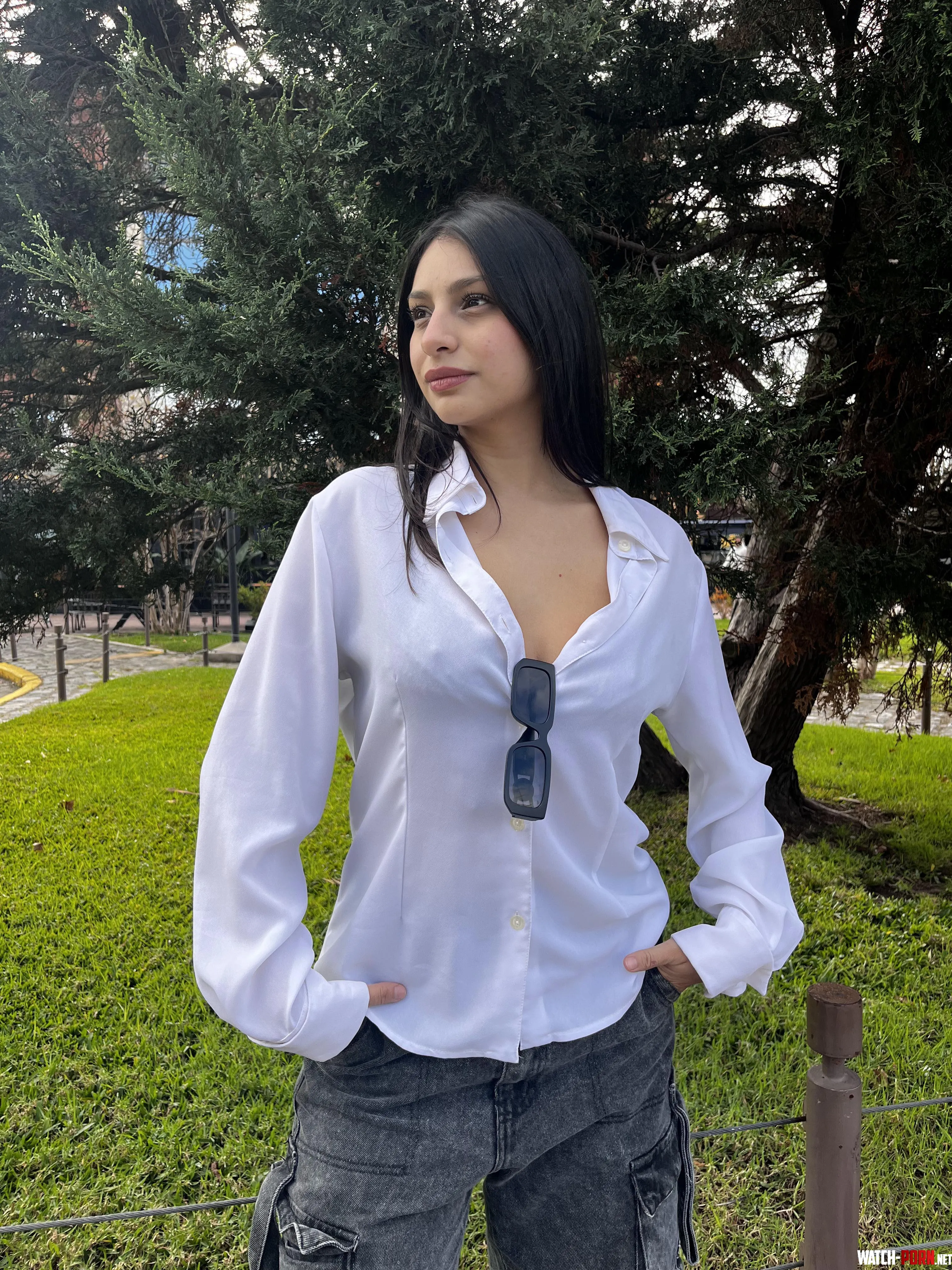 They are visible thru the shirt by tformen