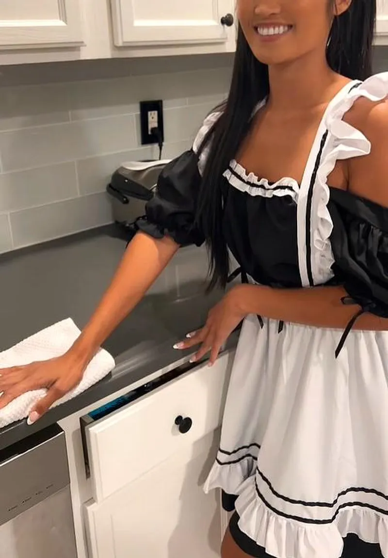 Thumbnail Asian Maid at Your Service: sunshinemaidxo | frenchmaid