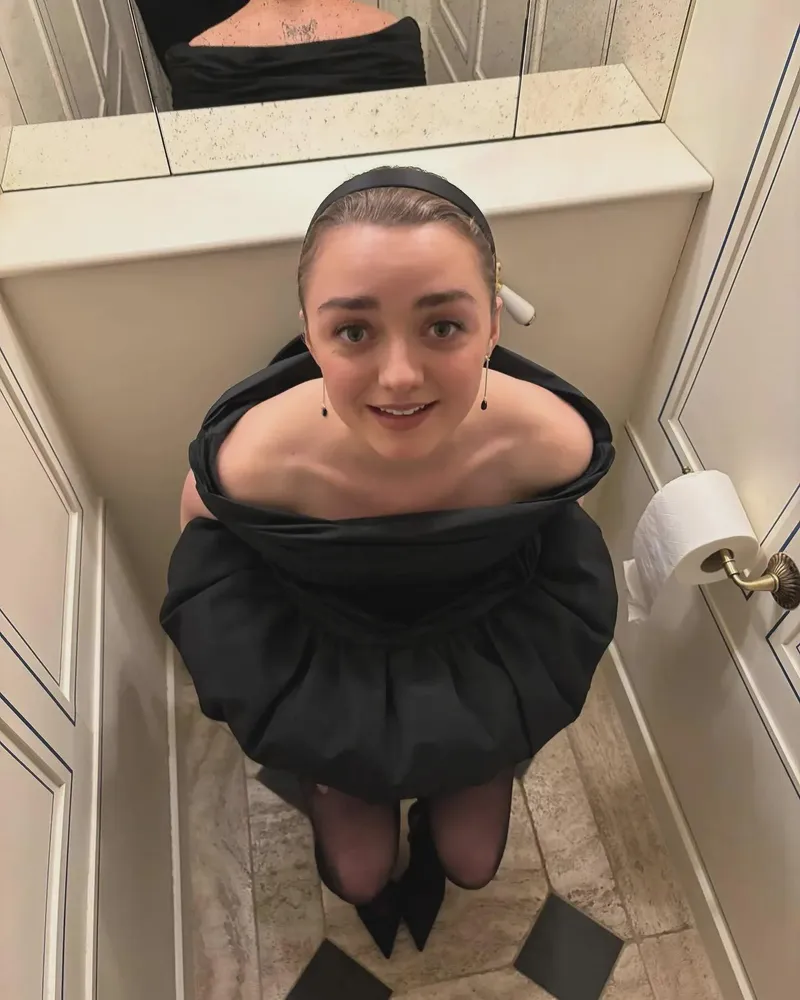 Thumbnail Maisie Williams: A Unique Photoshoot by Spoderman1990 | CelebsGW
