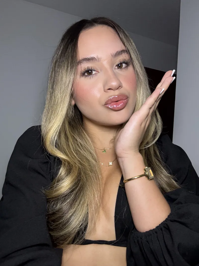 Thumbnail SabrinaZest41's Homebound Desire: Exploring Alone on OnlyFans