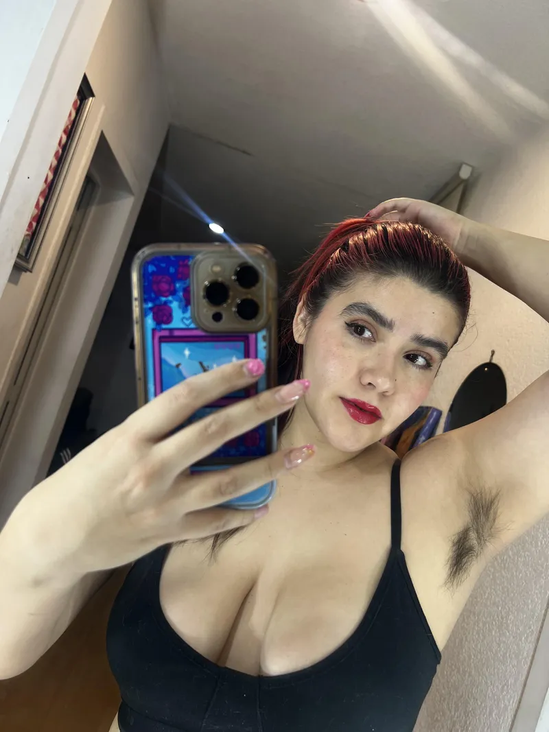 Thumbnail Ponyhairy's Preference: Hairy Armpits Unveiled