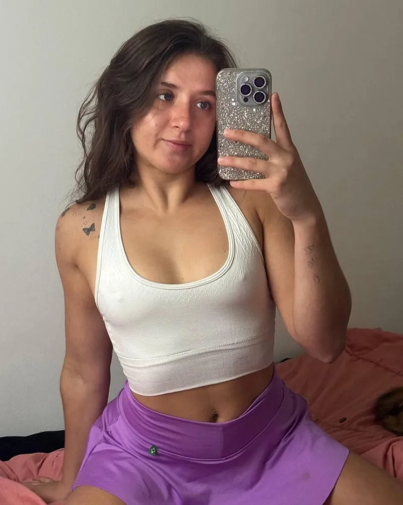 Thumbnail Lovelivee Ditches the Bra for an Unrestricted Day Out