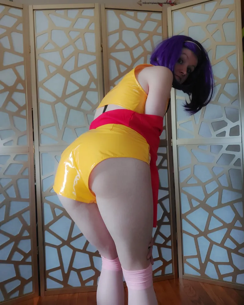 Thumbnail Faye Valentine's Seductive Aura by ReiLynness