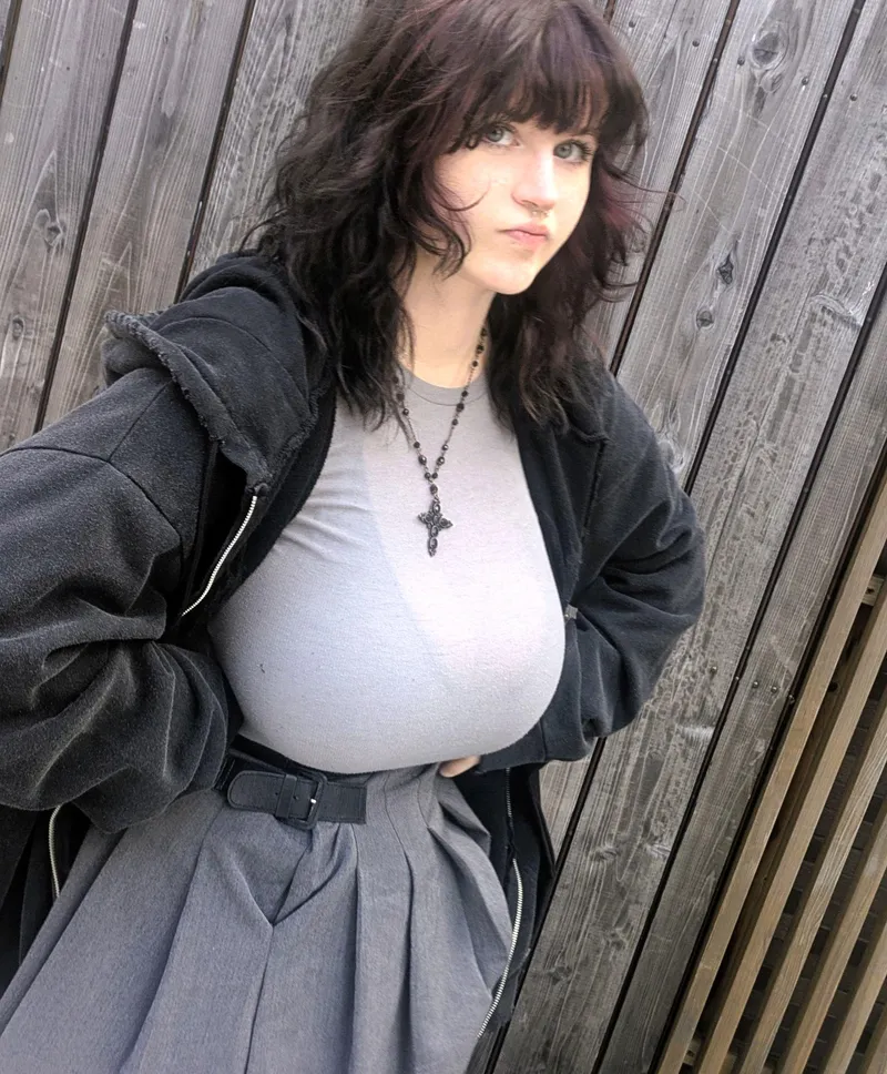 Thumbnail Next_Door_Goddess Shines in 'Grey' - 2busty2hide Feature