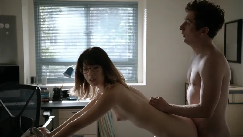 Thumbnail Unveiling Nichole Bloom in Shameless | nsfwcelebs Category