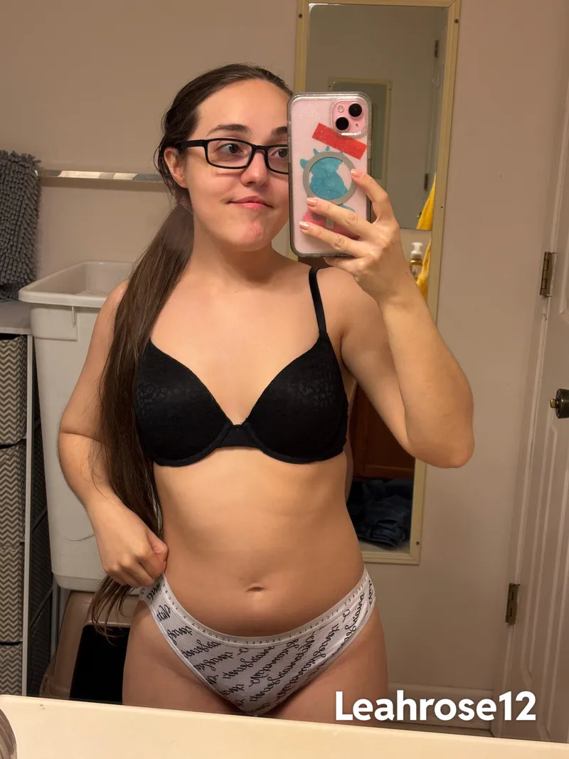 Thumbnail Petite & Alluring: Exploring the World of XSmallGirls