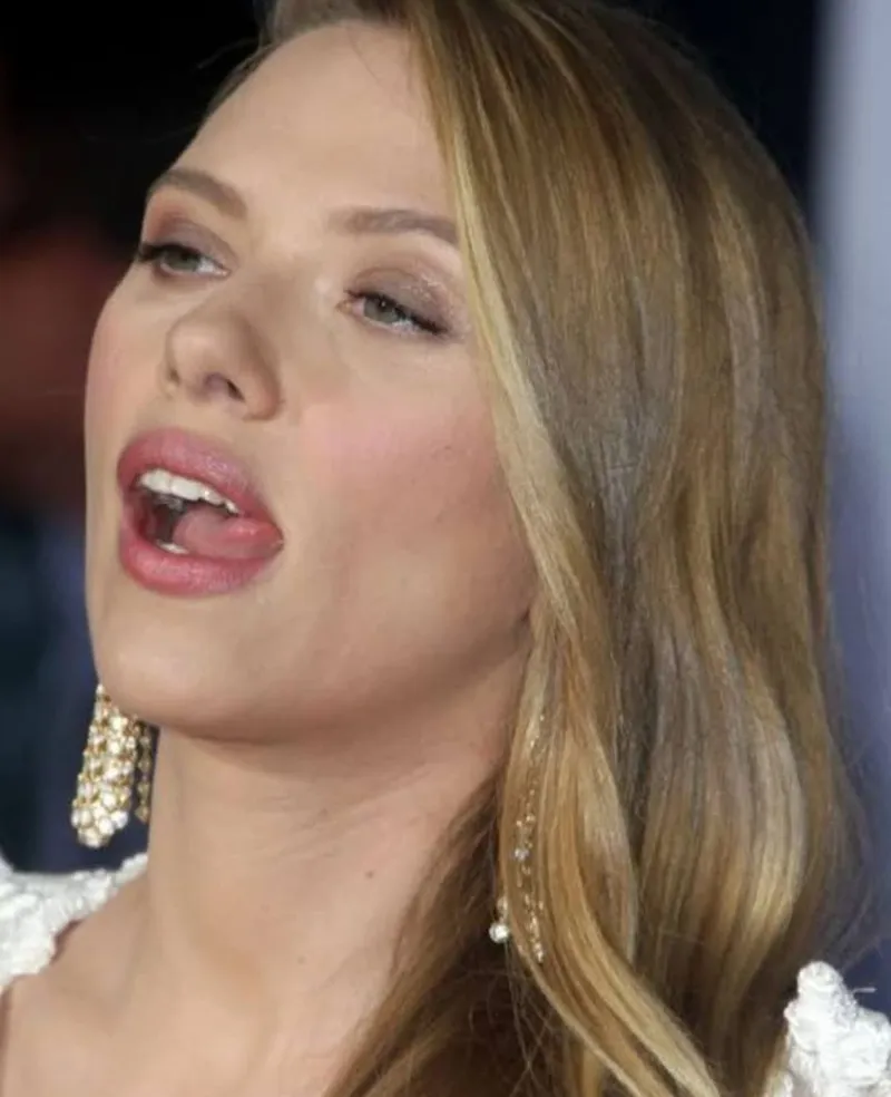 Thumbnail Celebrity Sensation: Scarlett Johansson Revealed