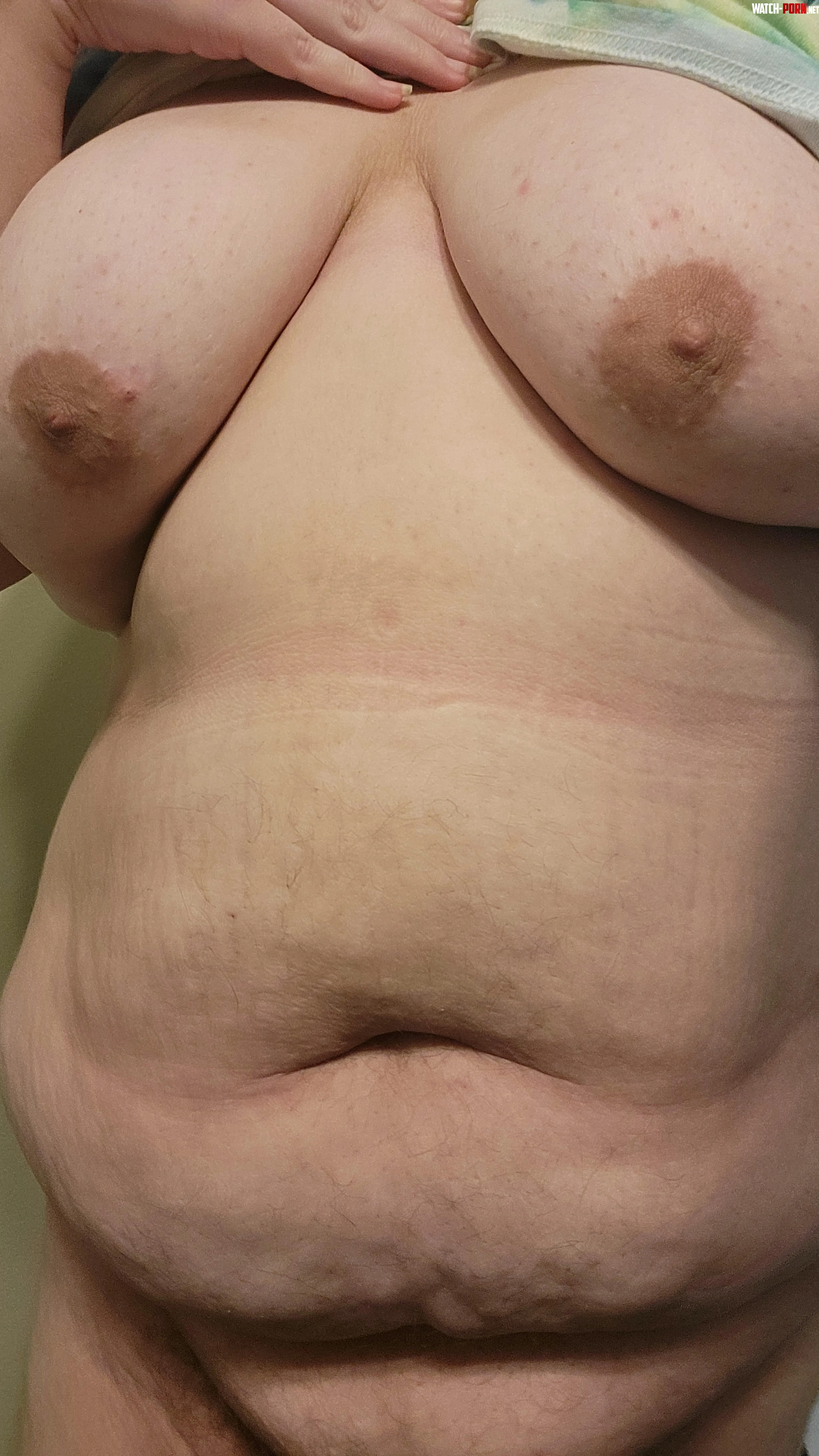 I'm feeling a little hot today 🥵 by mostmysteriousboobs